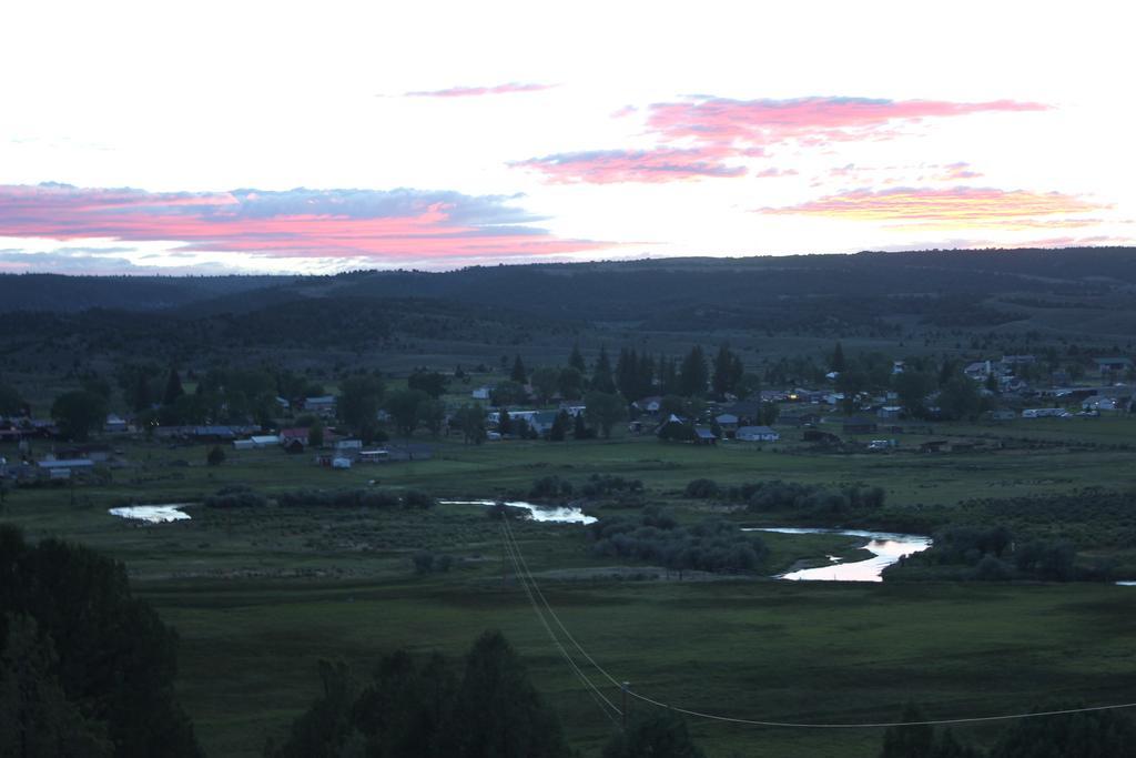 Sevier River Ranch & Cattle Company แฮทช์ ภายนอก รูปภาพ